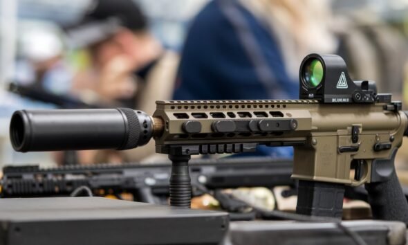 Advantage Arms Super Shorty suppressor